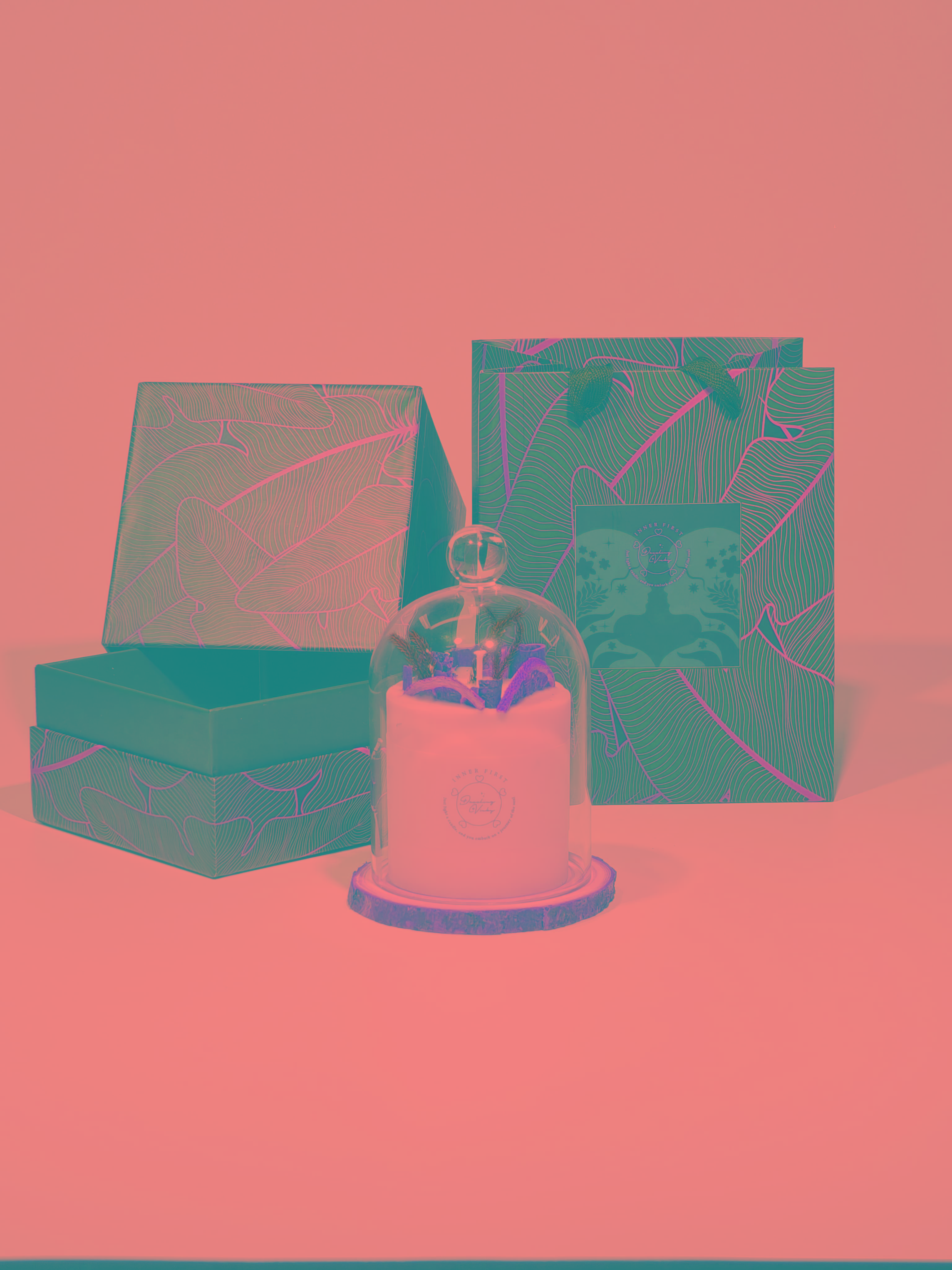The Perfect Gift: Elegant Flower Candles