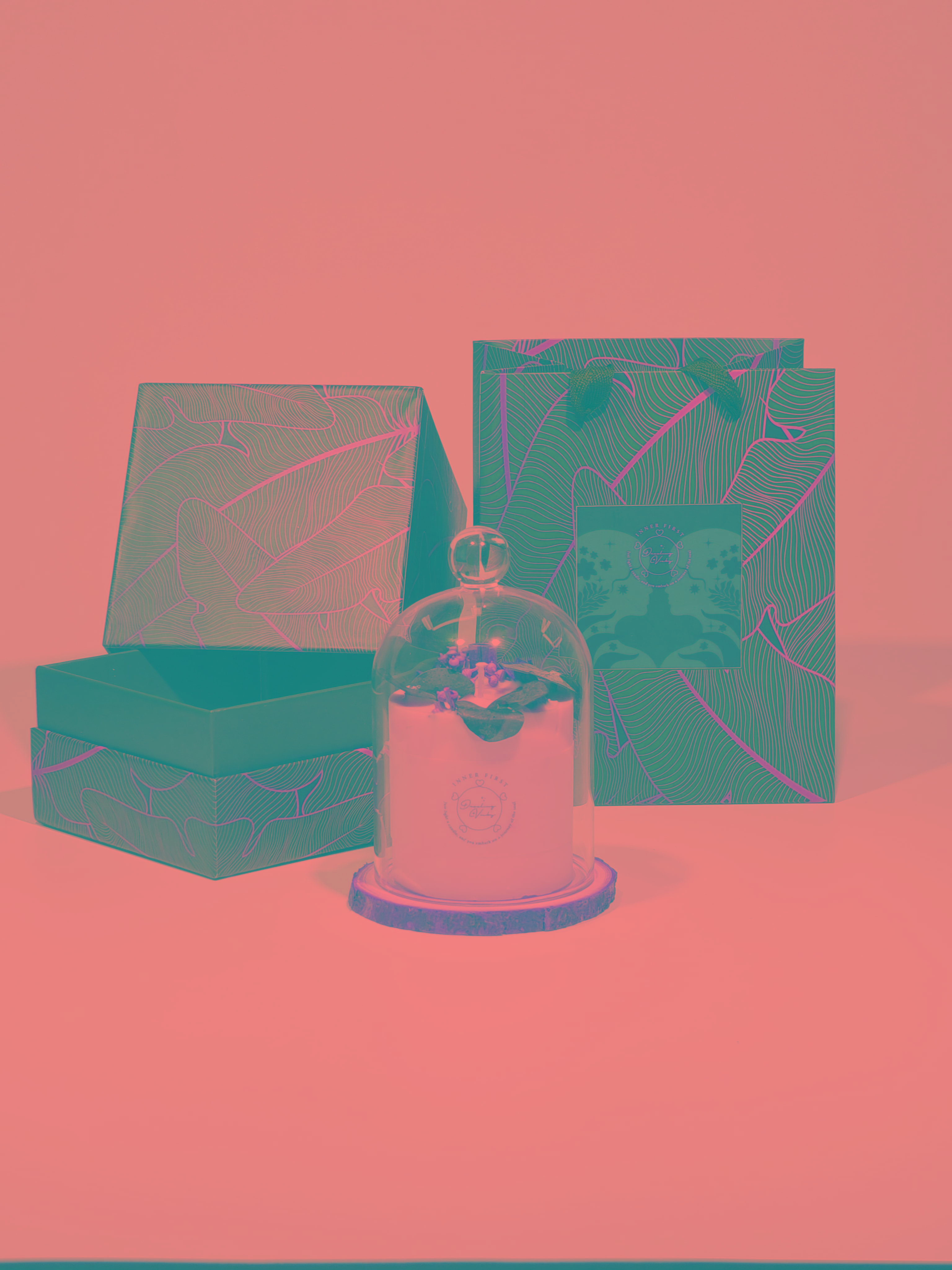 The Perfect Gift: Elegant Flower Candles