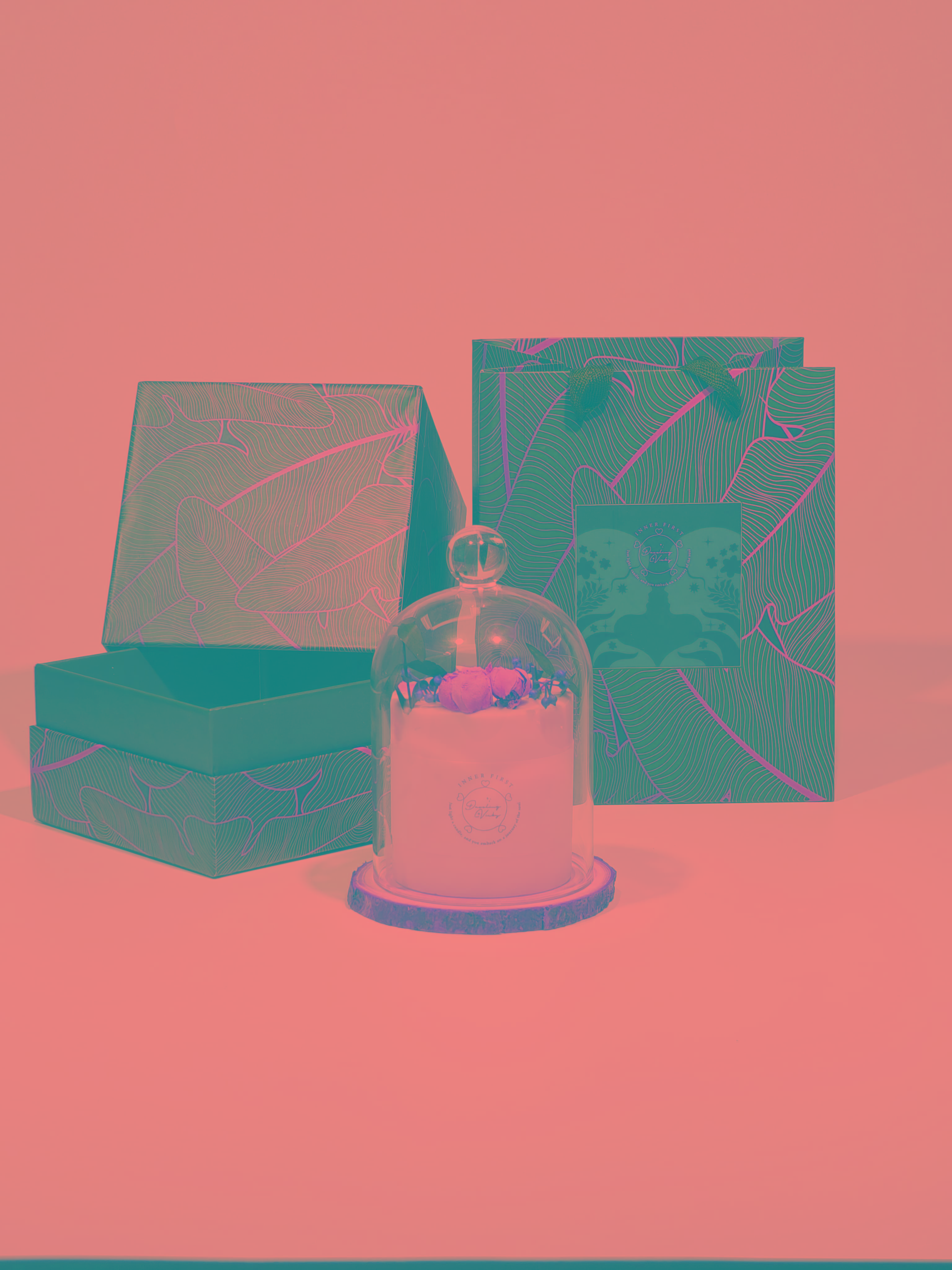 The Perfect Gift: Elegant Flower Candles