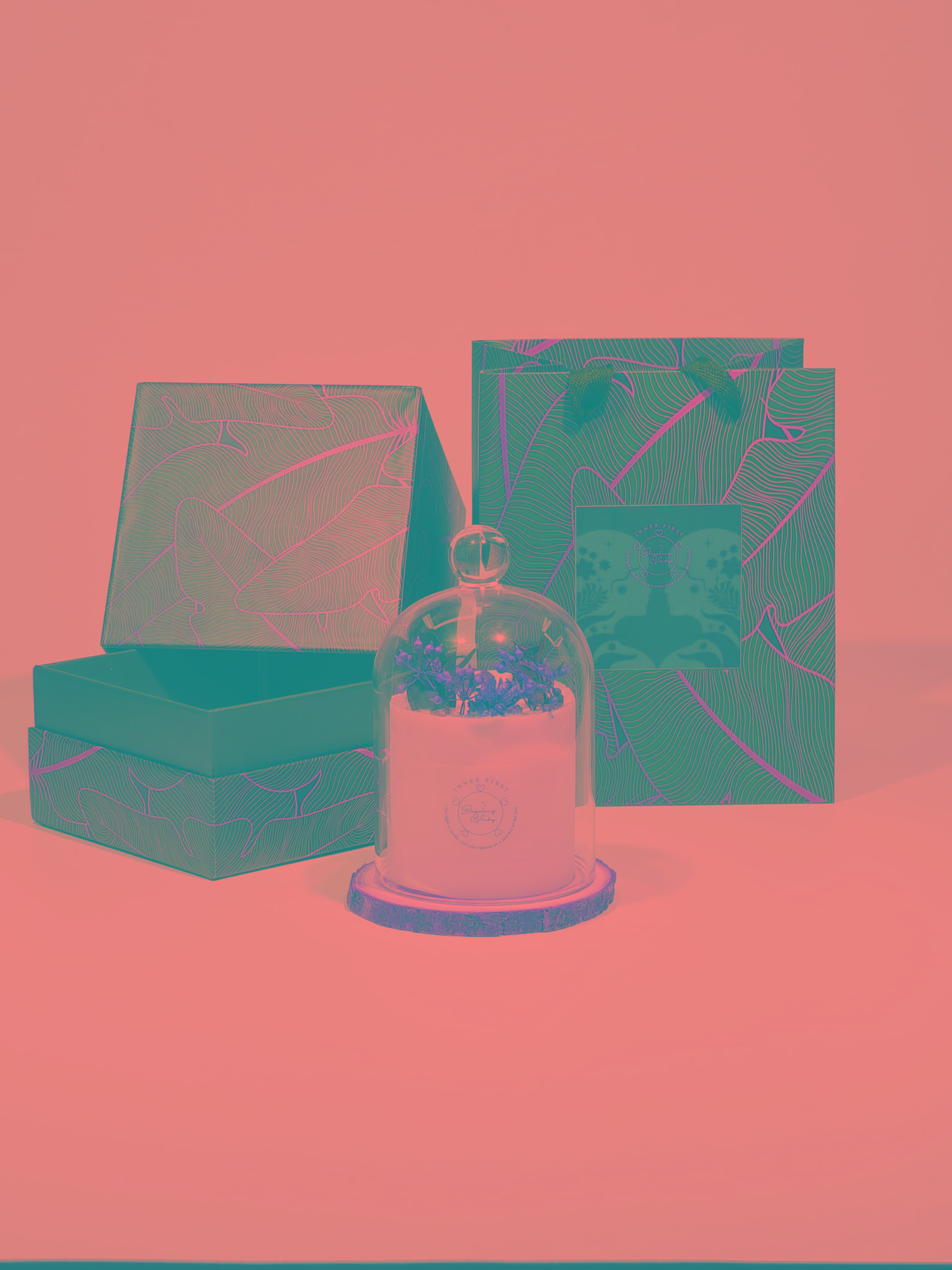 The Perfect Gift: Elegant Flower Candles