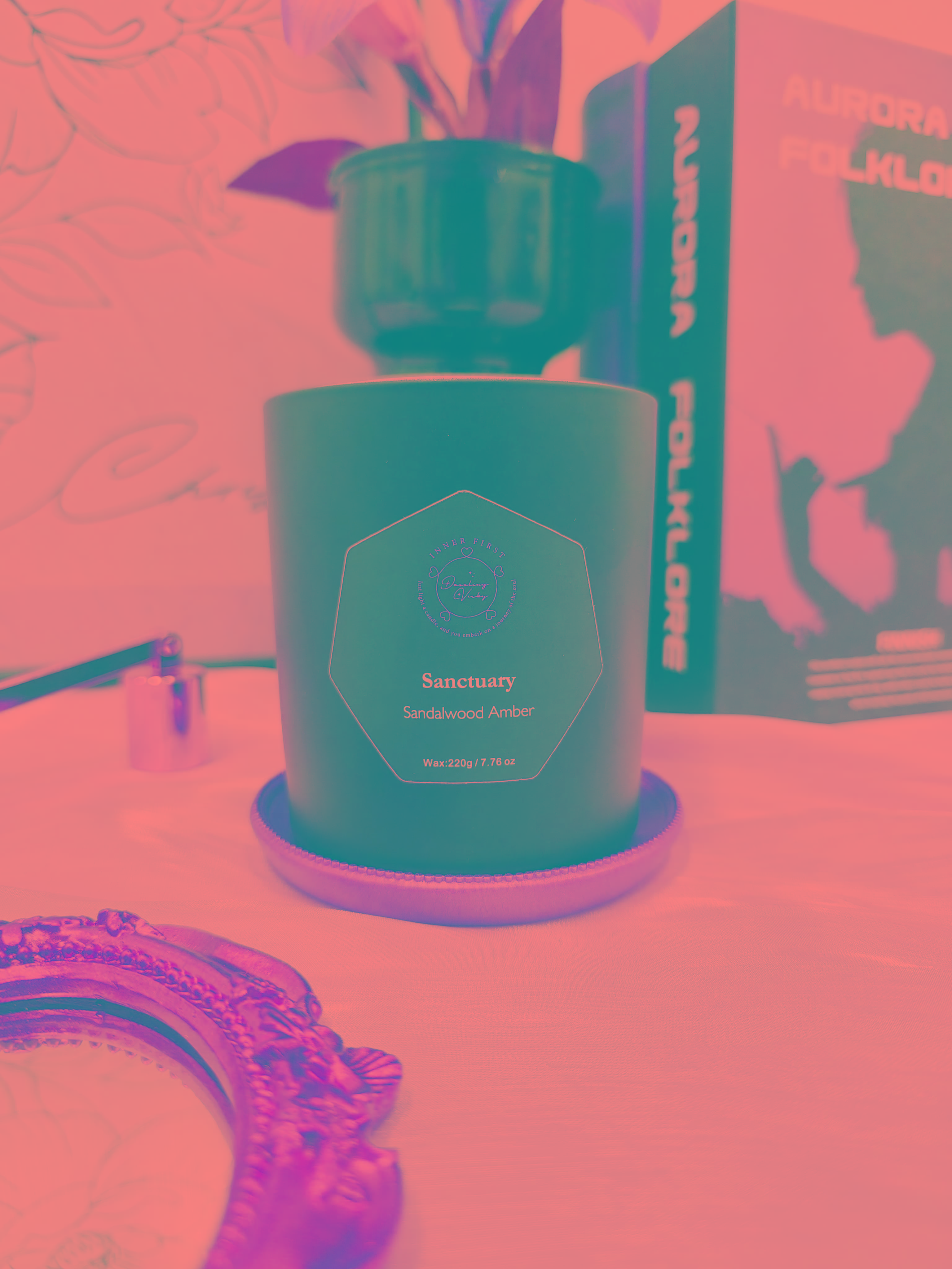 Sanctuary Sandalwood Amber Radiant