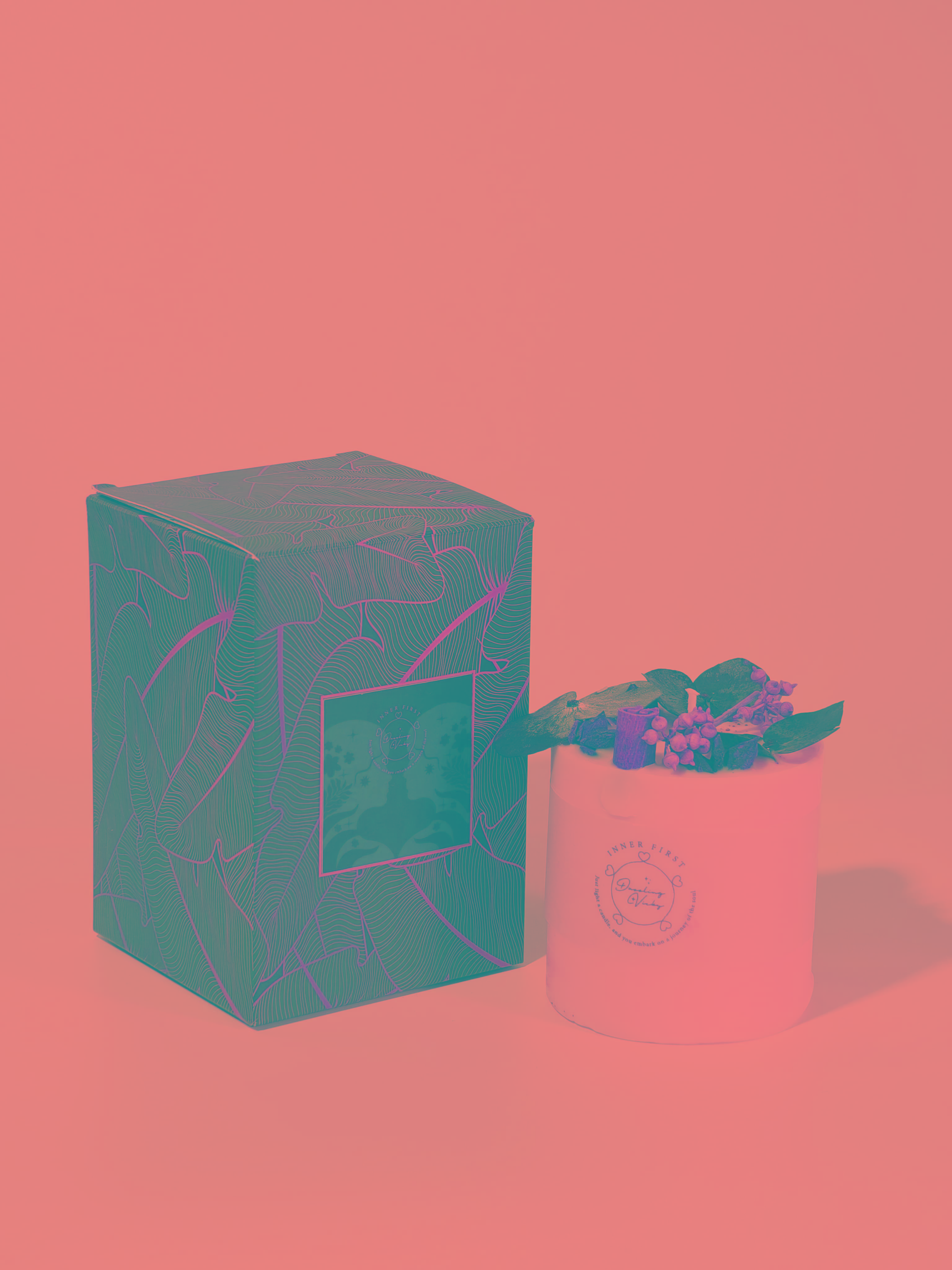 The Perfect Gift: Elegant Flower Candles