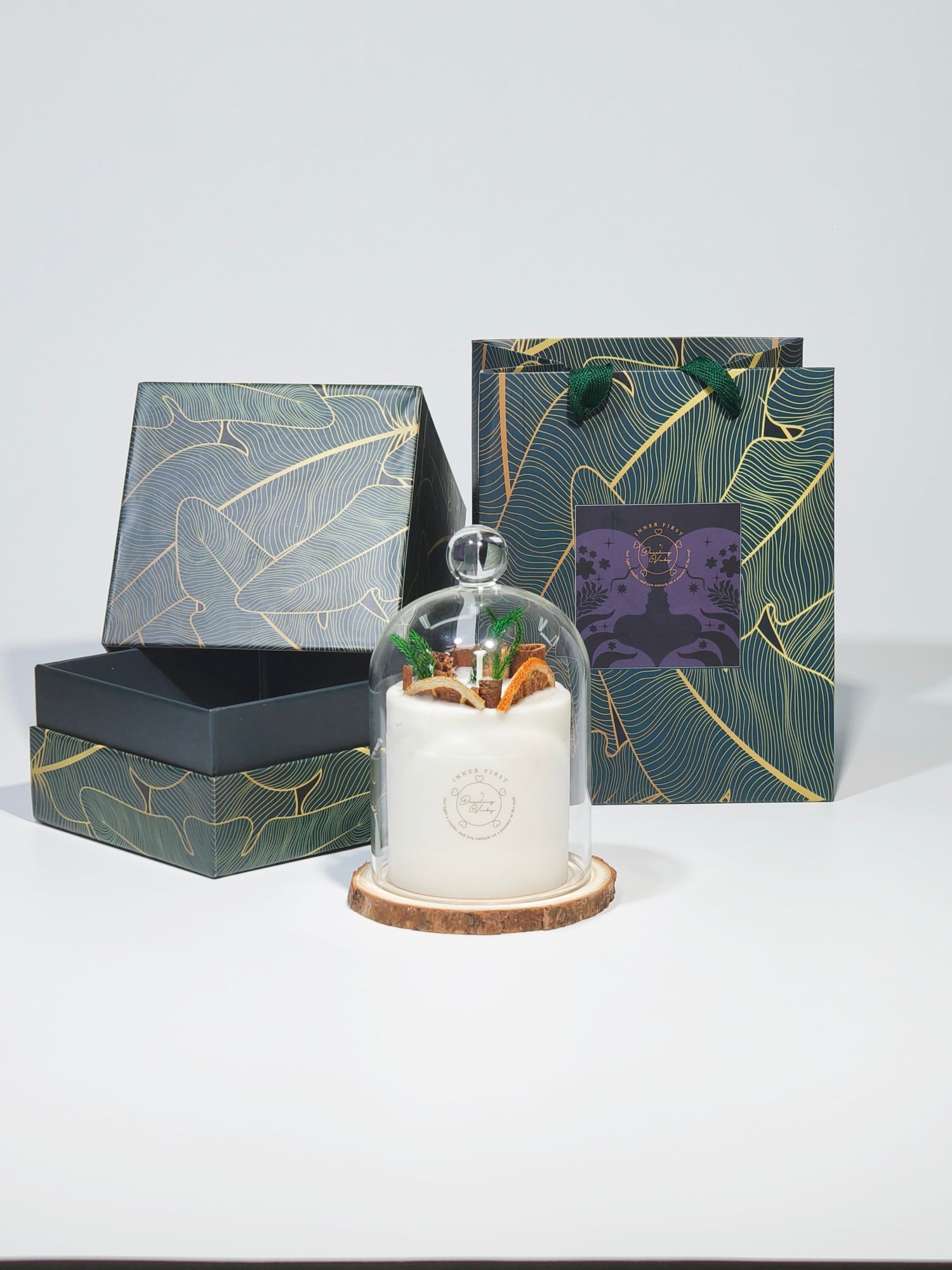 The Perfect Gift: Elegant Flower Candles