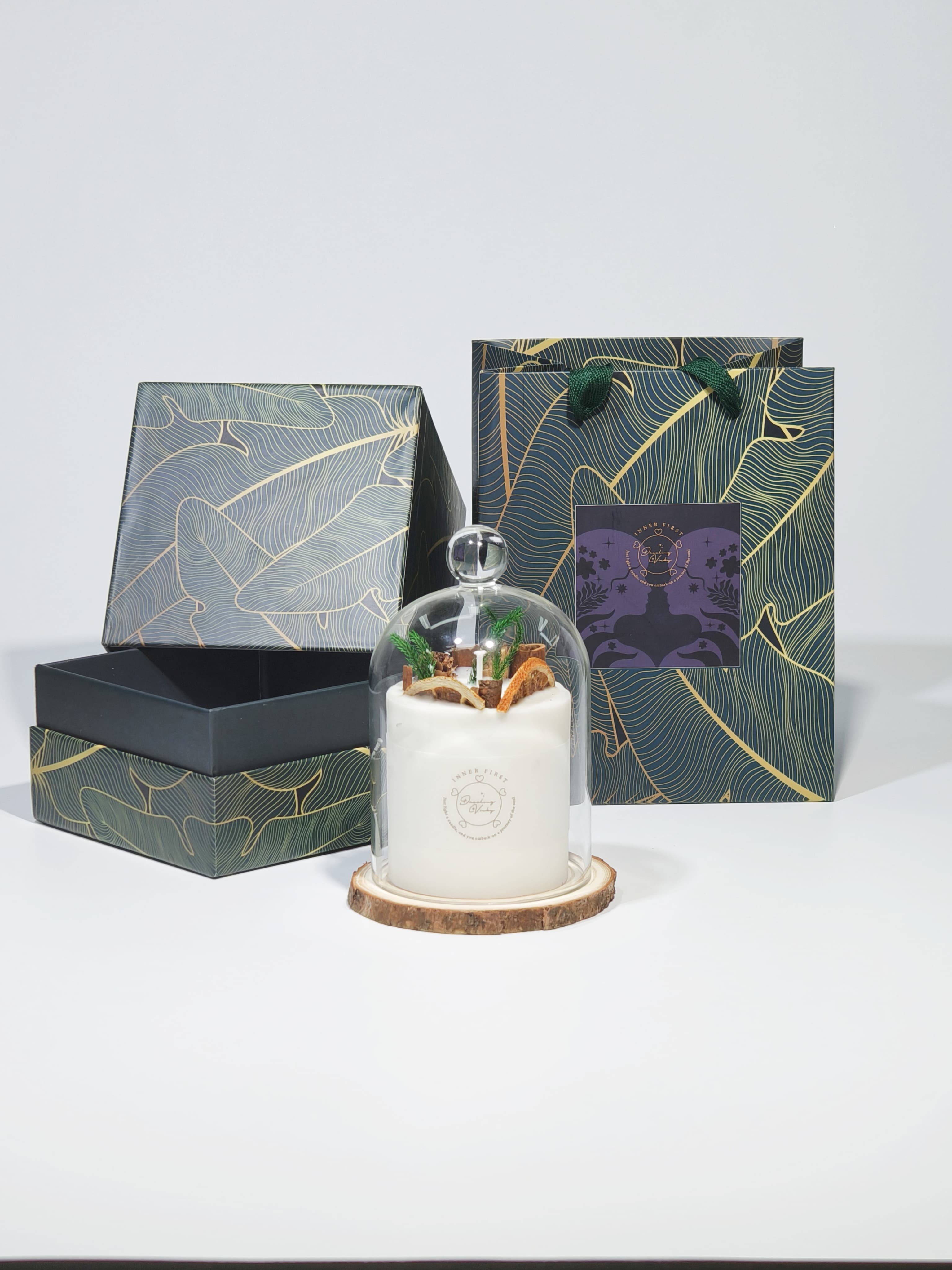 The Perfect Gift: Elegant Flower Candles