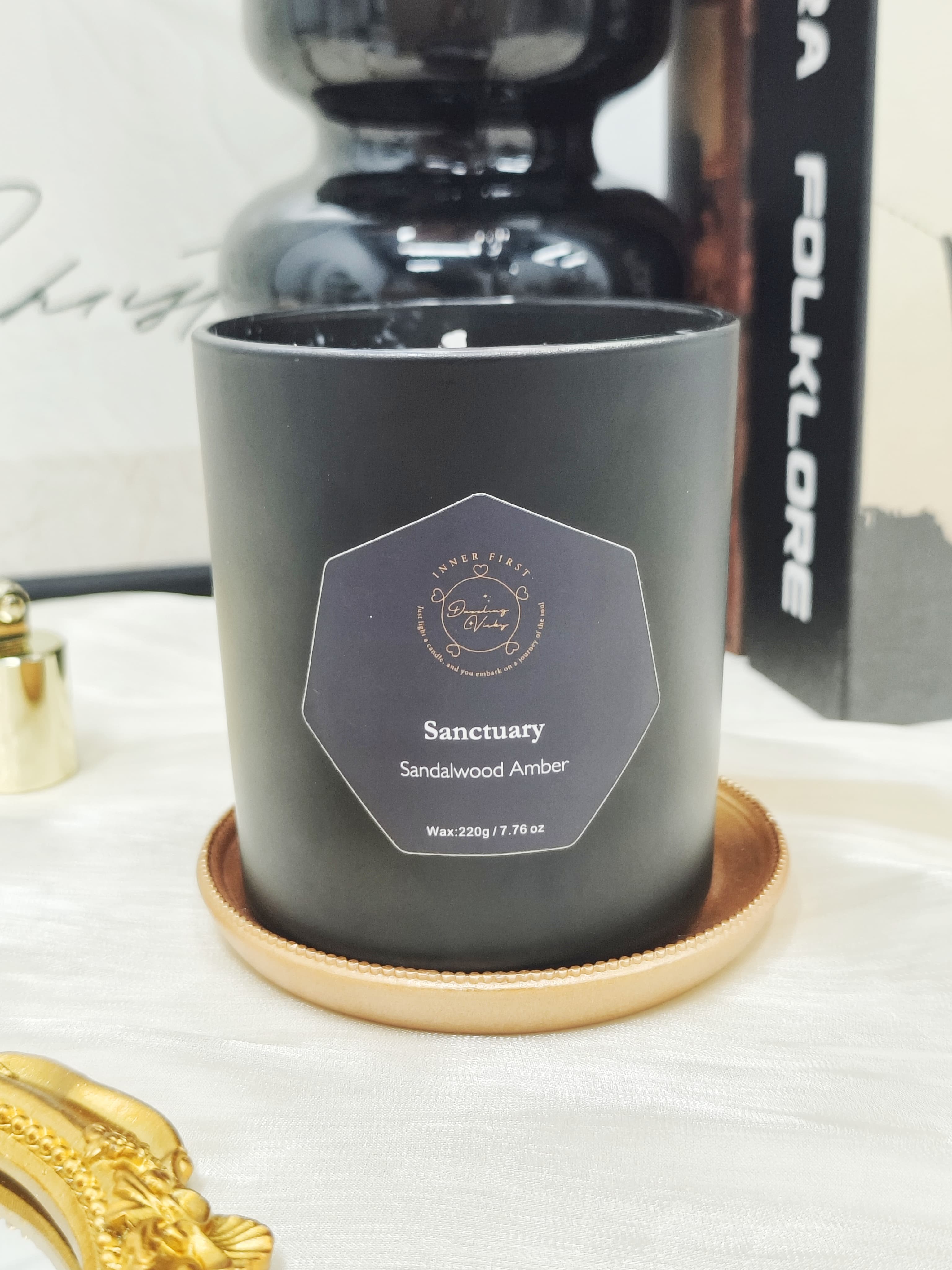 Sanctuary Sandalwood Amber Radiant