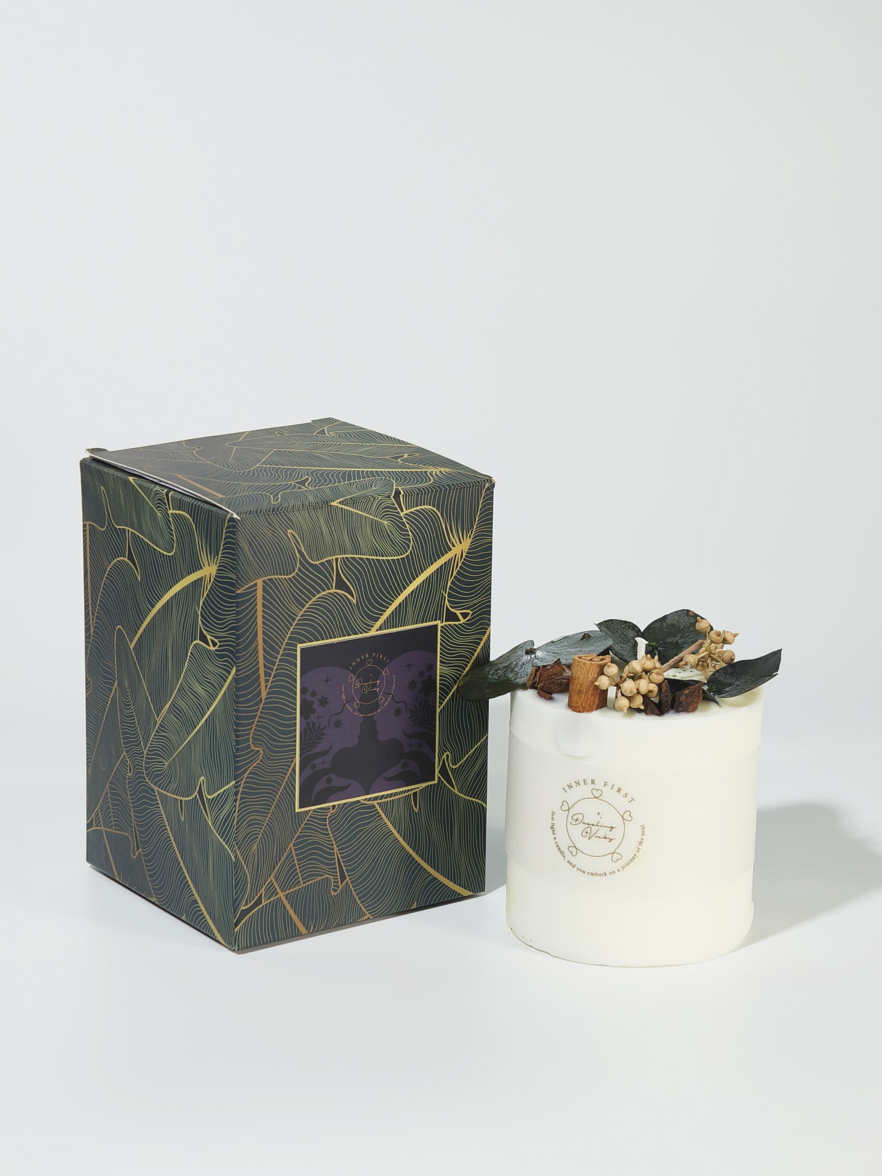 The Perfect Gift: Elegant Flower Candles